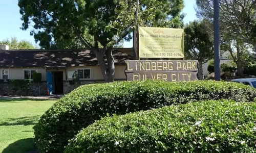 Lindberg Park Neighborhood